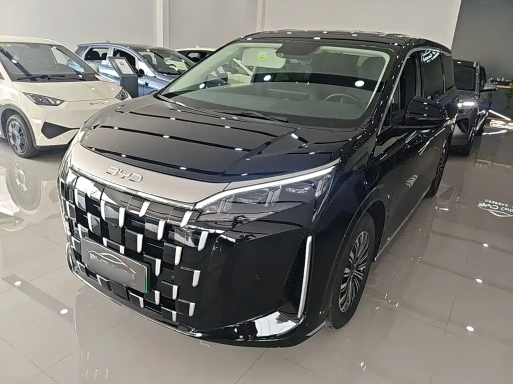 BYD 比亚迪M9 2025