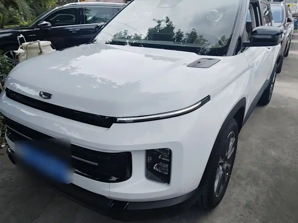 Geely Icon 2025