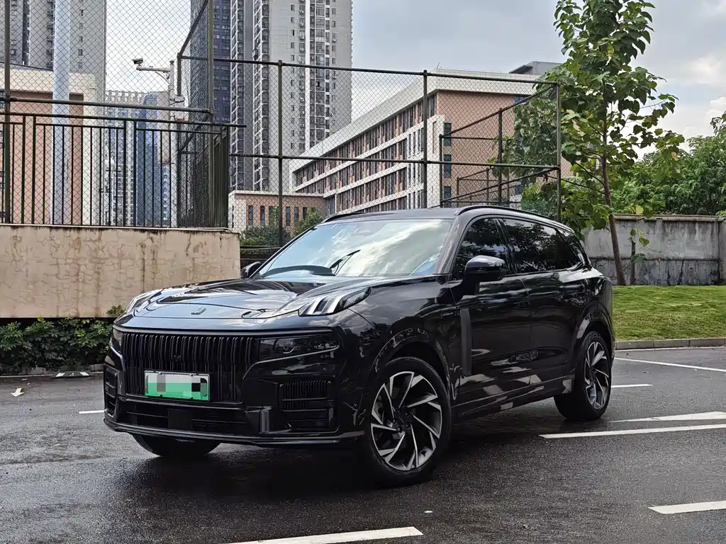 Lynk & Co 09 EM-P 2022