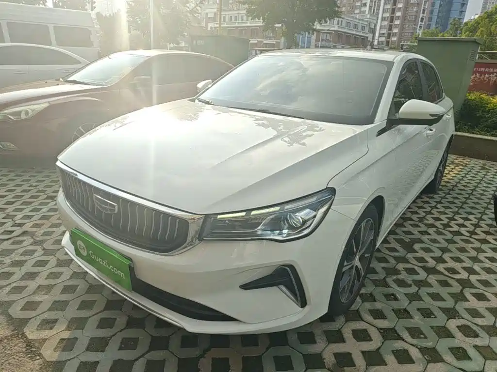 Geely Emgrand 2024