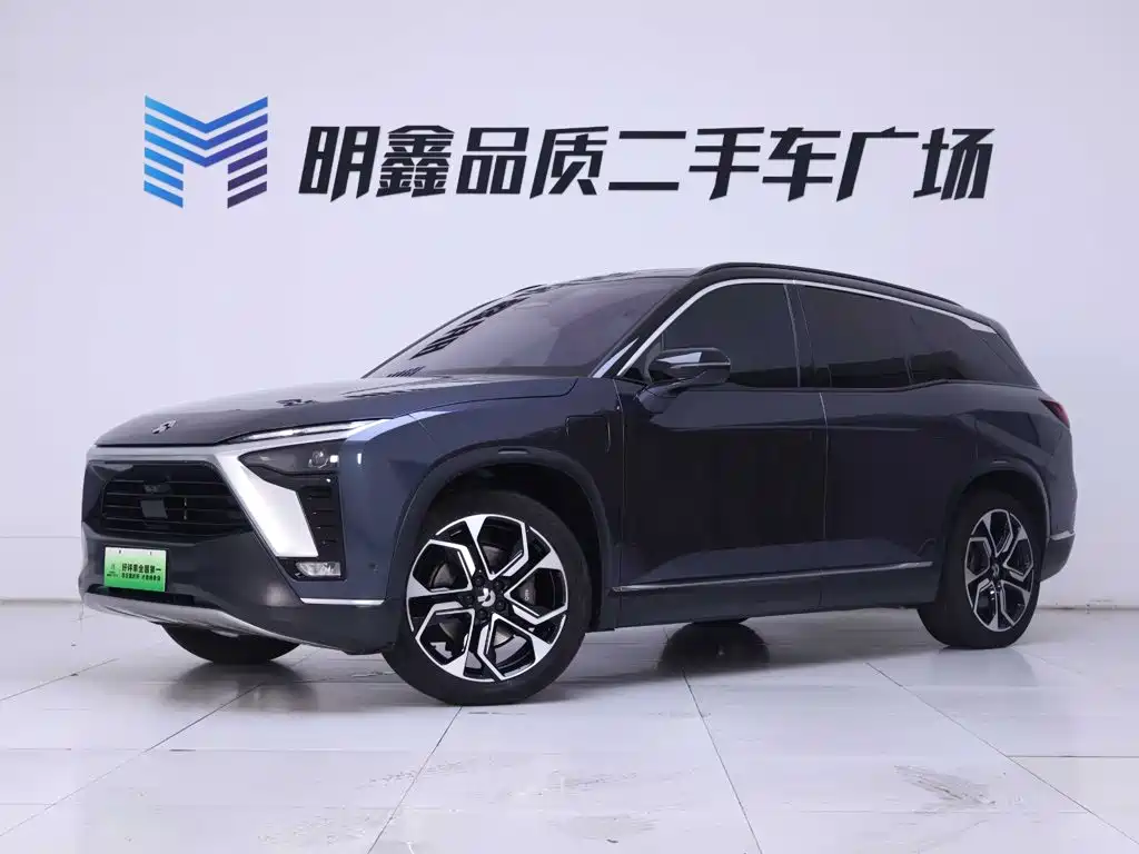 NIO ES8 2021
