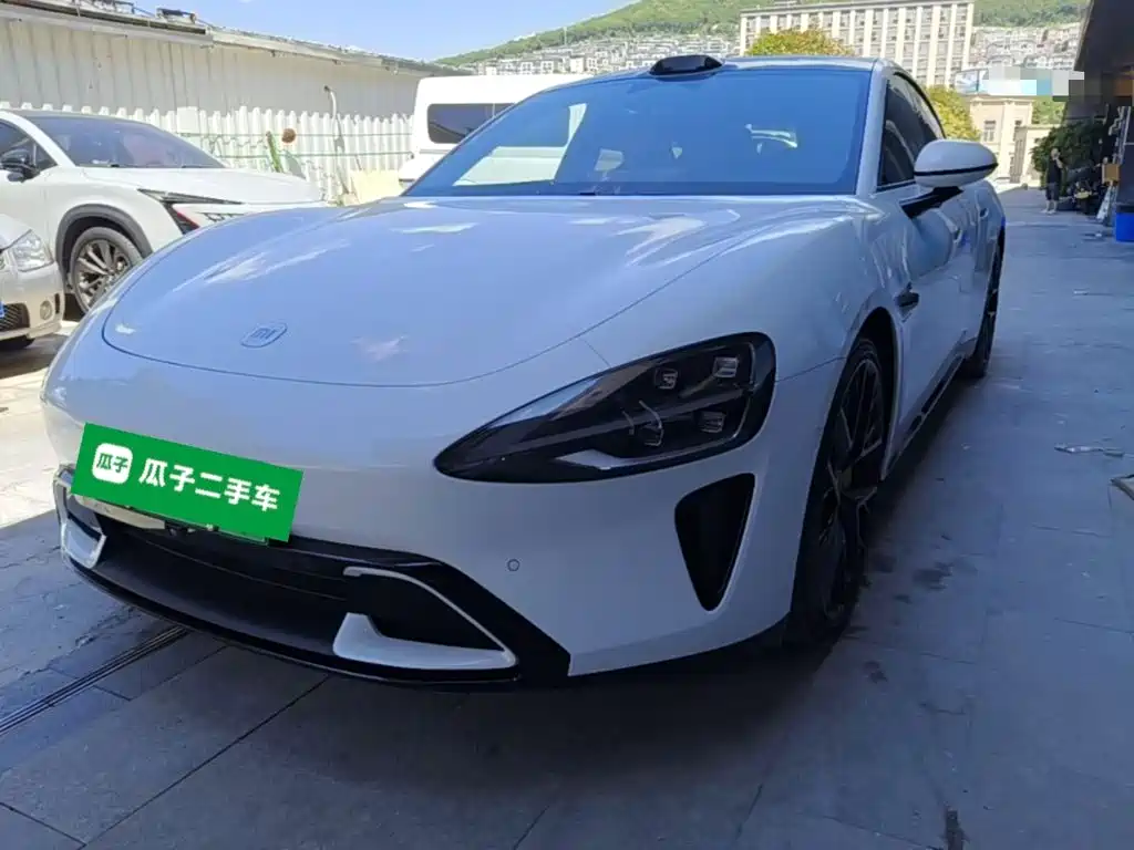 Xiaomi SU7 2024