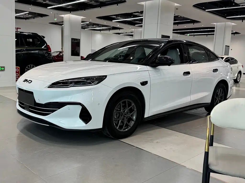 BYD 海豹06 2025