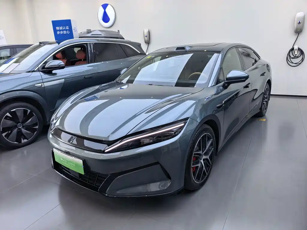 BYD 汉L 2025