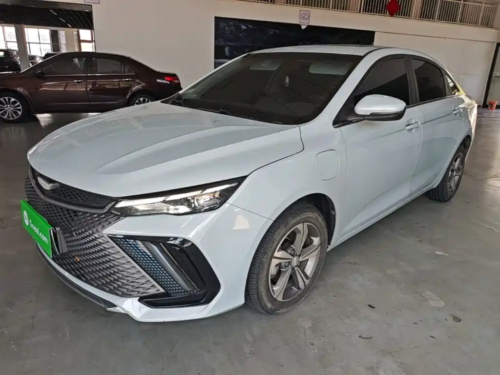 Geely L HiP 2023