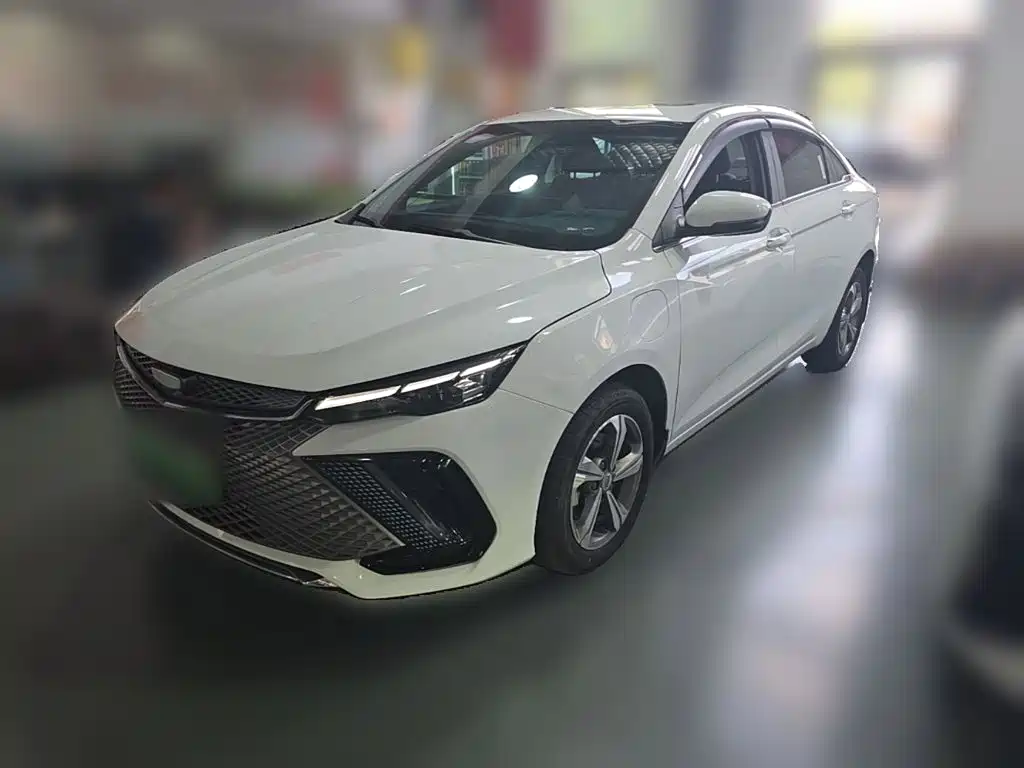 Geely L HiP 2024
