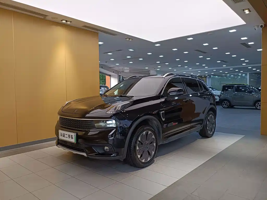 Lynk & Co 01 EM-P 2019