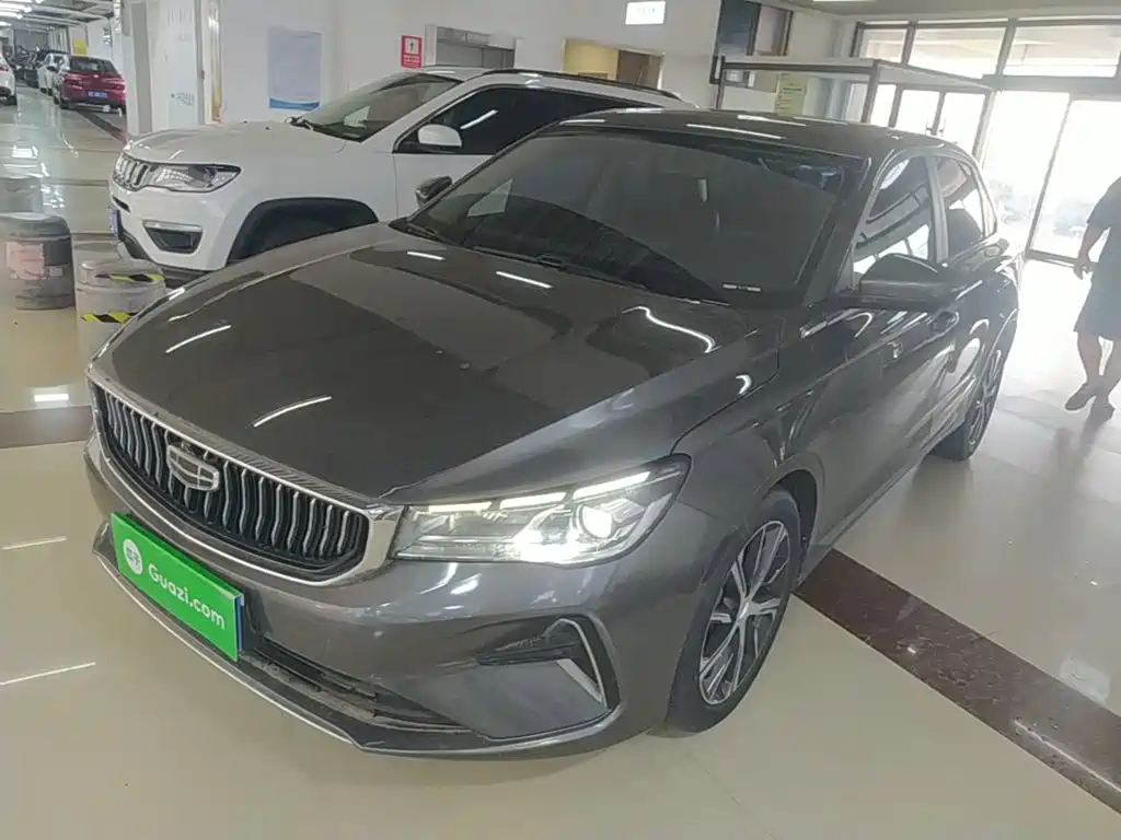Geely Emgrand 2023