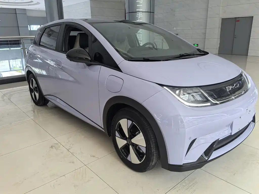 BYD Dolphin 2023