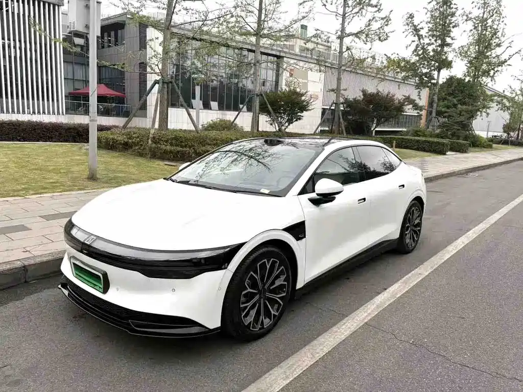 Zeekr 007 2024