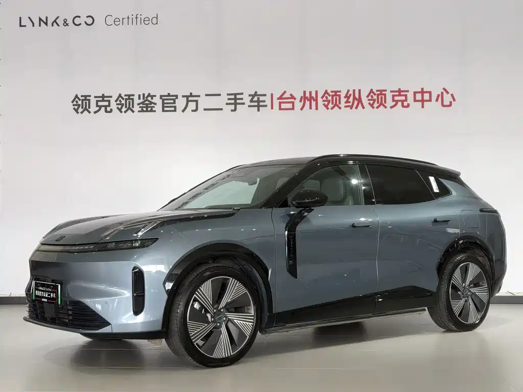 Lynk & Co 08 EM-P 2024