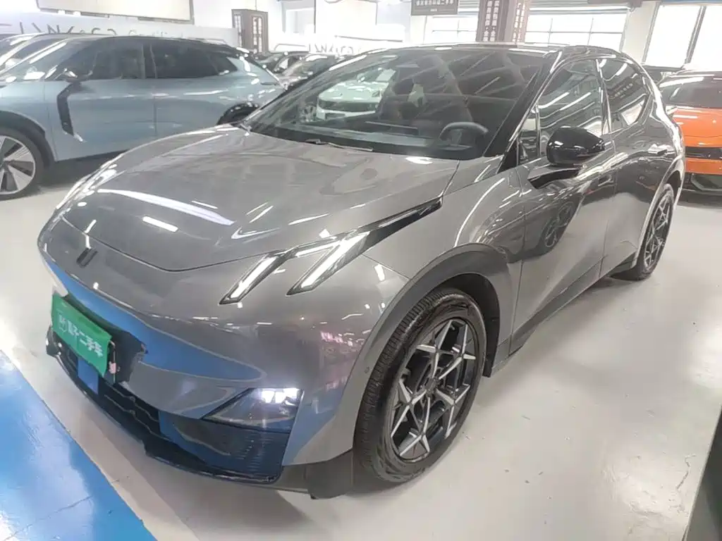 Lynk & Co Z20 2024
