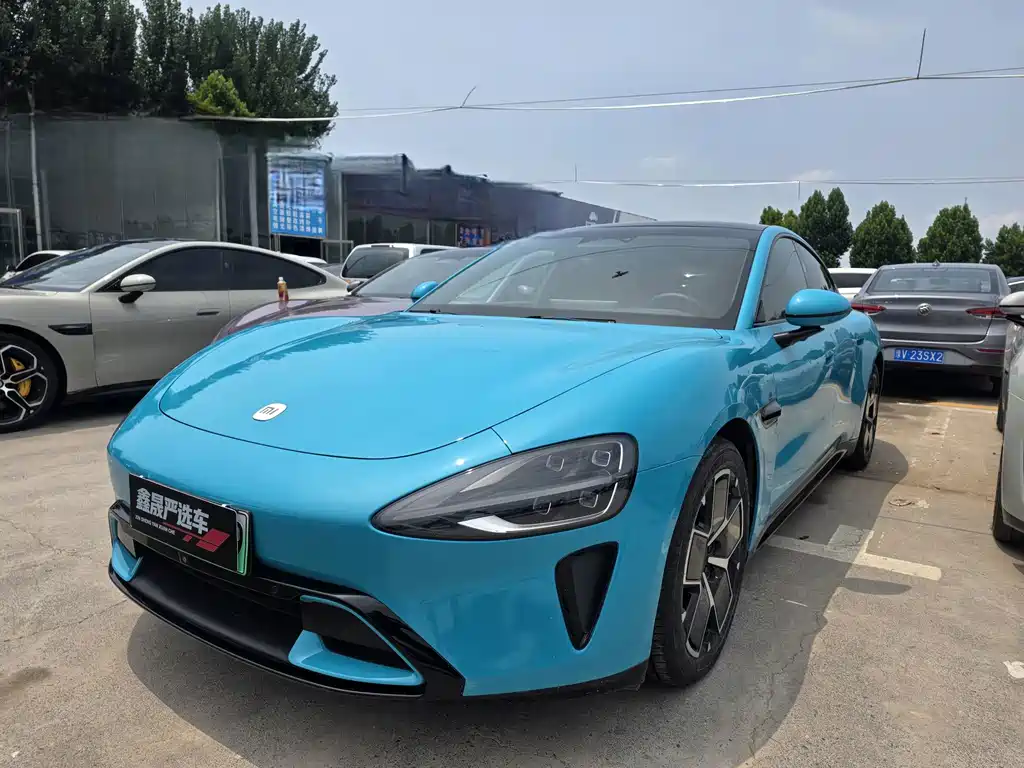Xiaomi SU7 2025