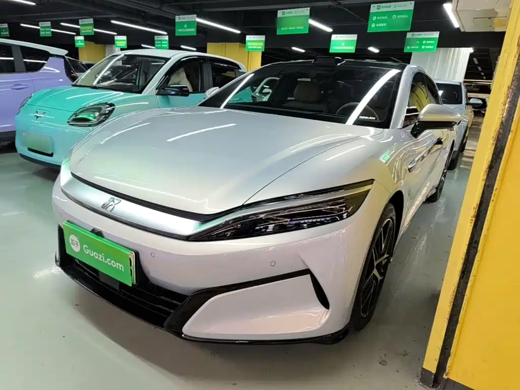 BYD 汉L 2025
