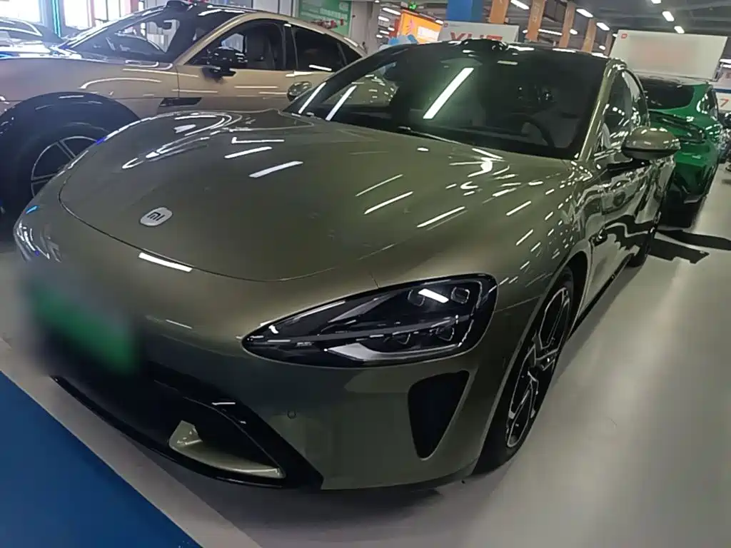 Xiaomi SU7 2024