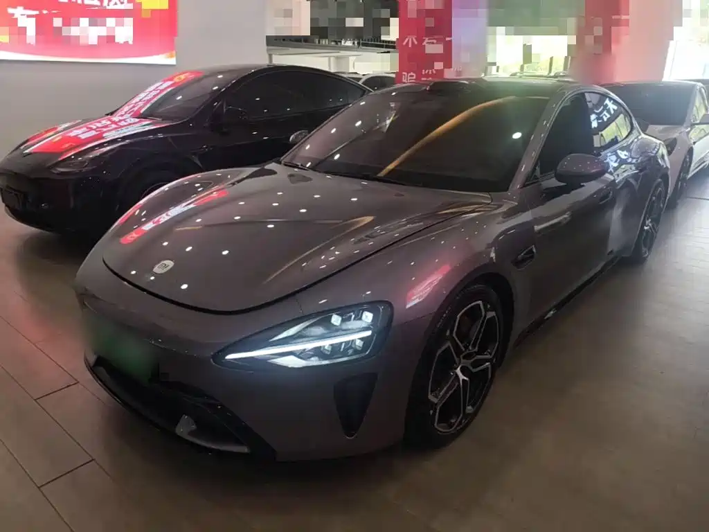 Xiaomi SU7 2024