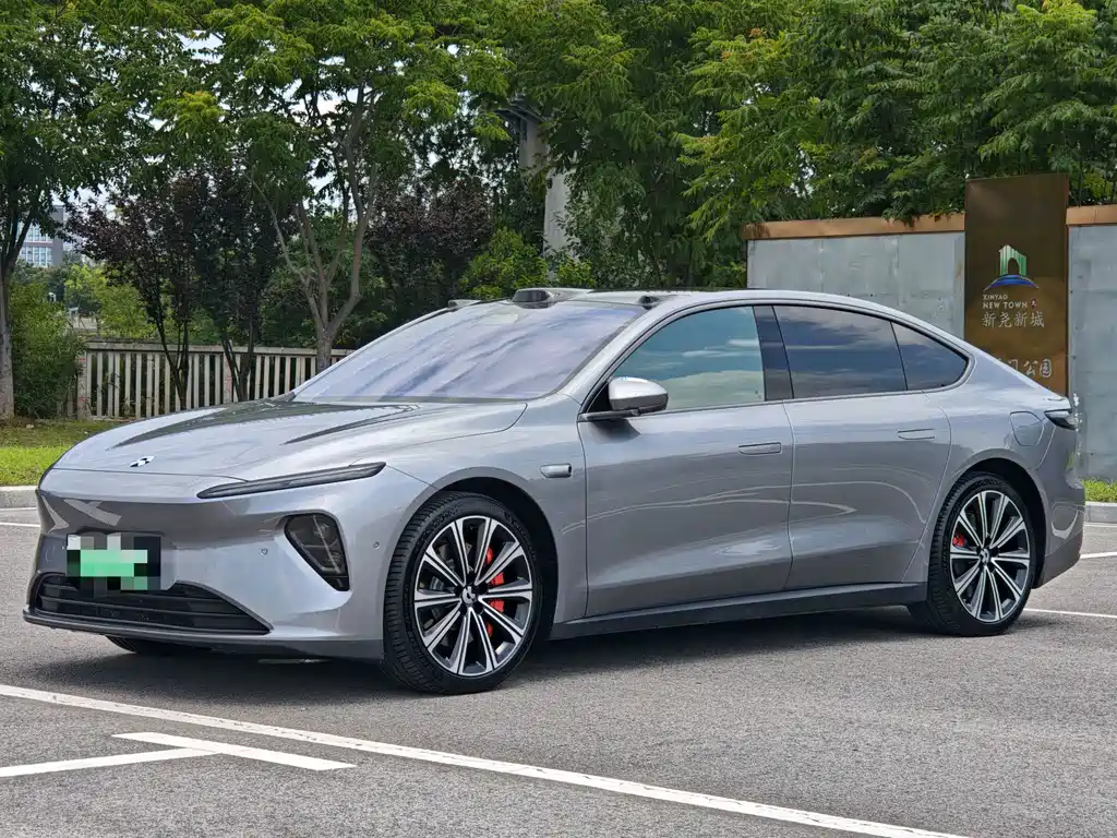 NIO ET7 2025