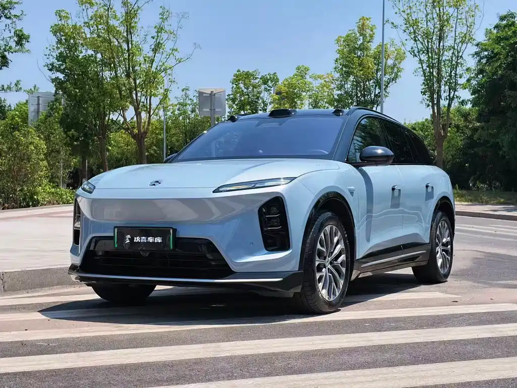 NIO ES6 2025