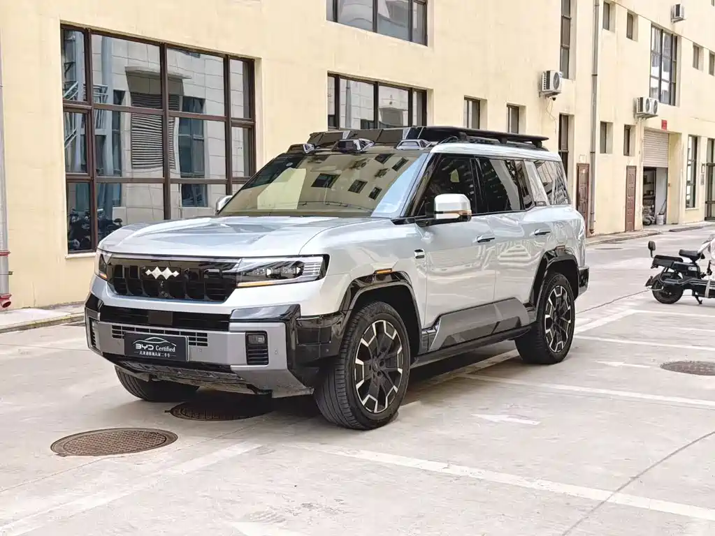 Fang Cheng Bao Leopard 8 2024