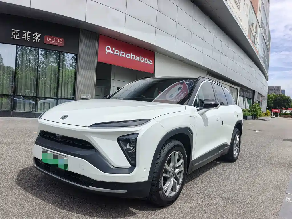 NIO ES6 2021