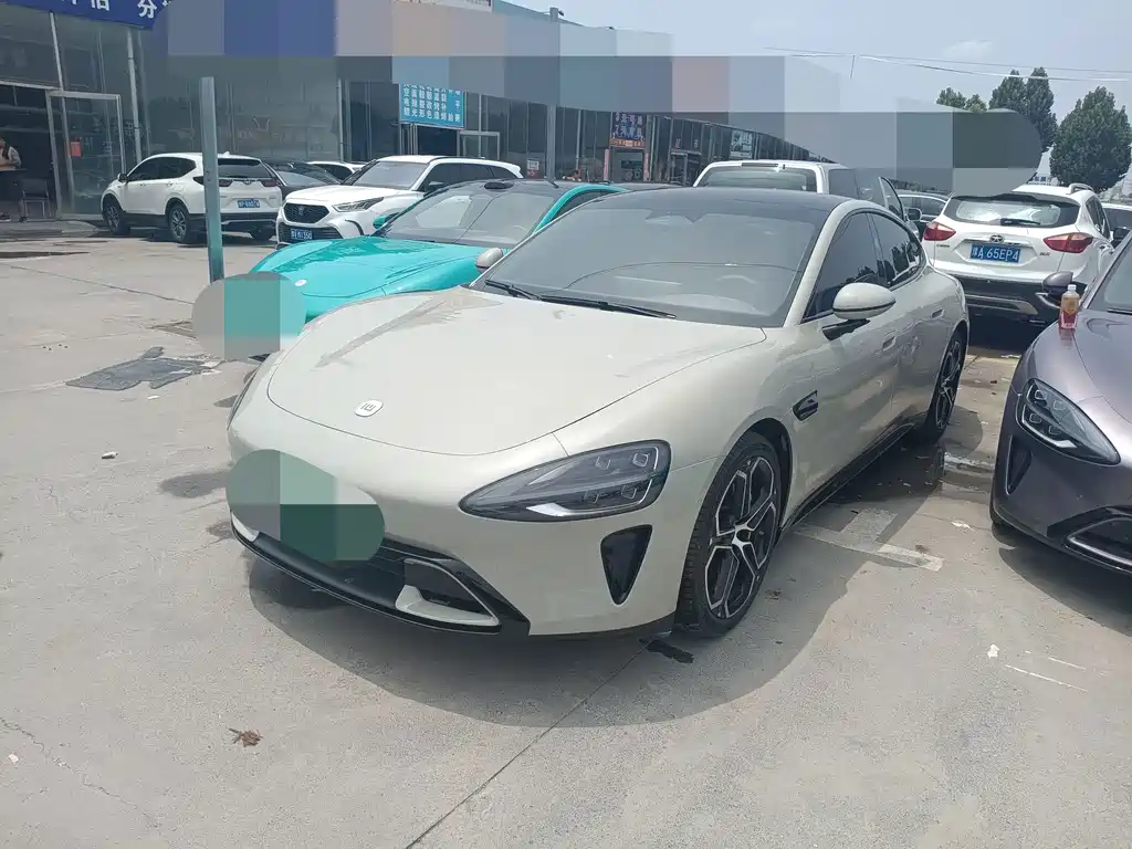 Xiaomi SU7 2025