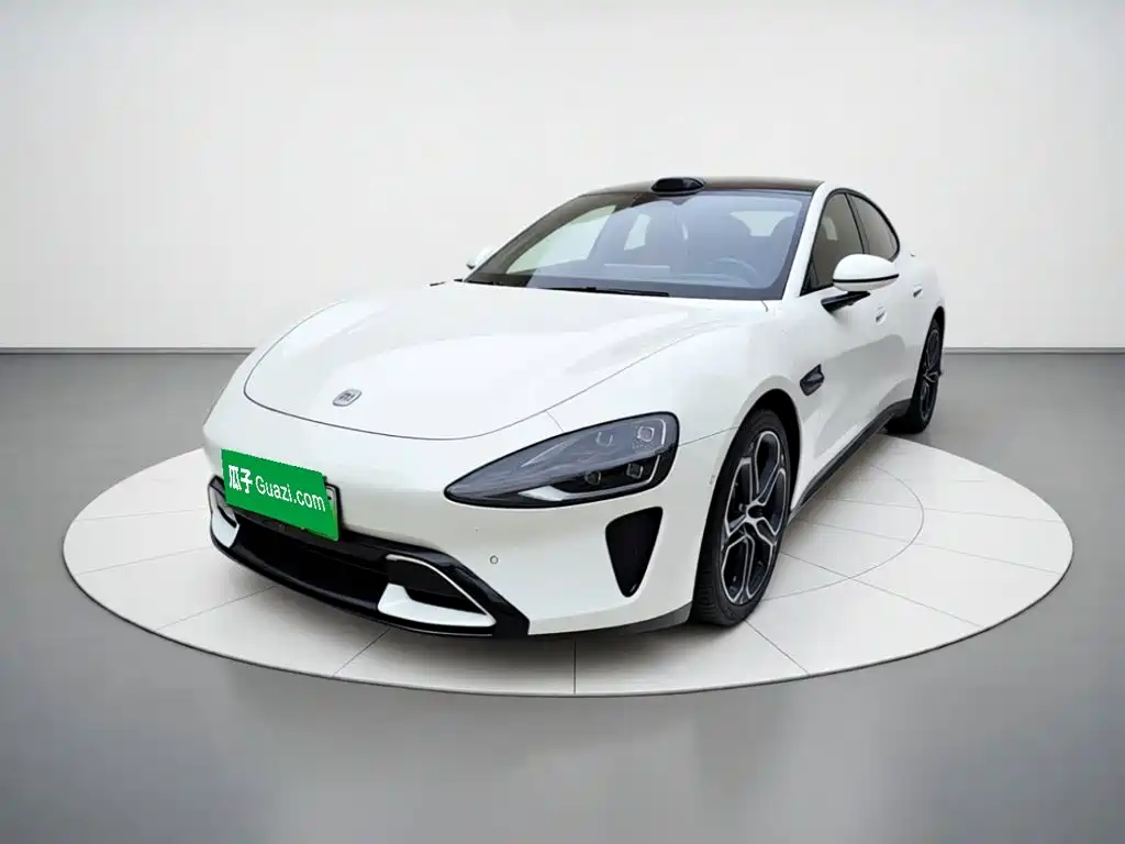Xiaomi SU7 2024