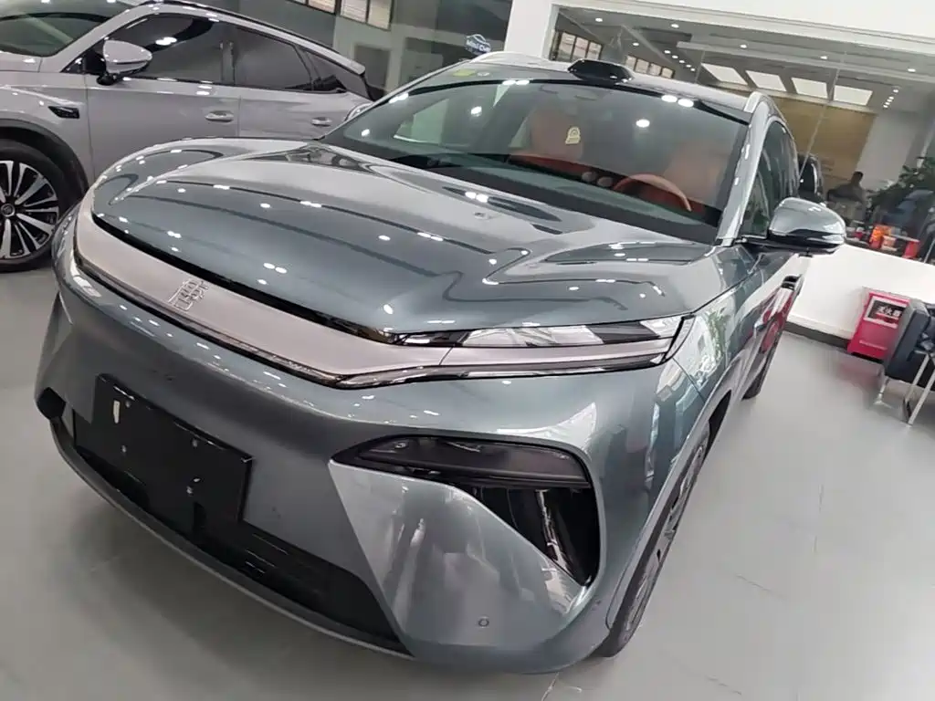 BYD 唐L 2025