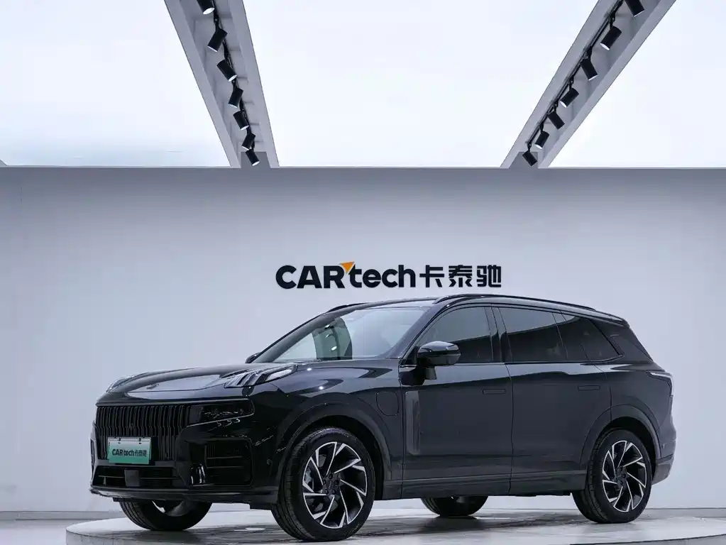 Lynk & Co 09 EM-P 2022