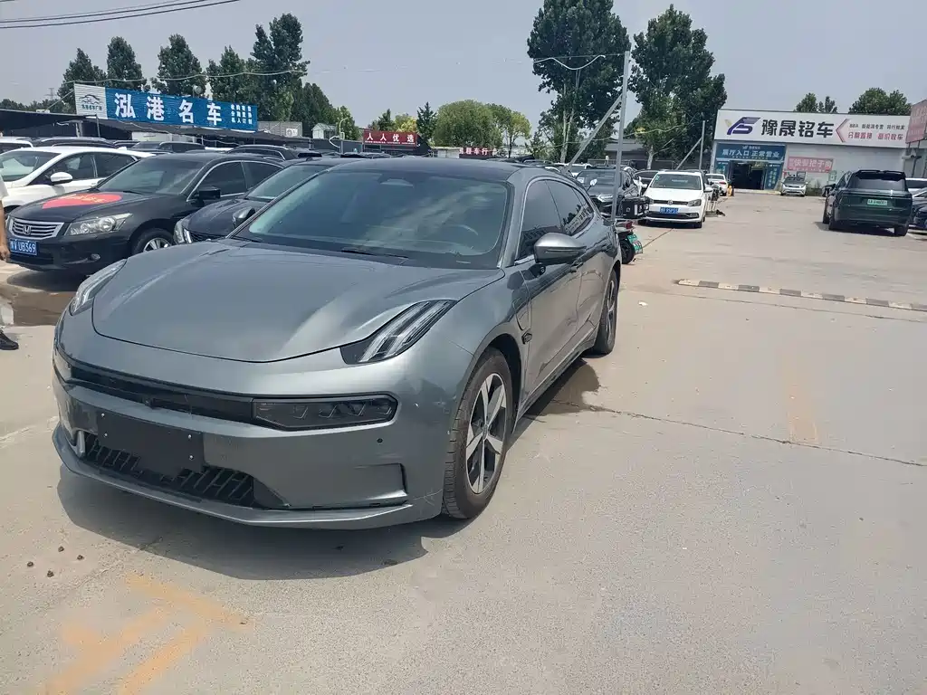Zeekr 001 2022