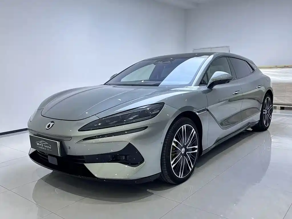 Denza Denza Z9GT 2025