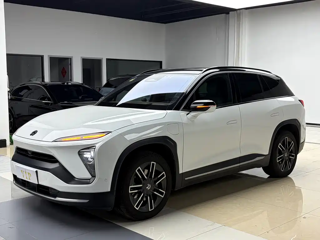 NIO ES6 2020