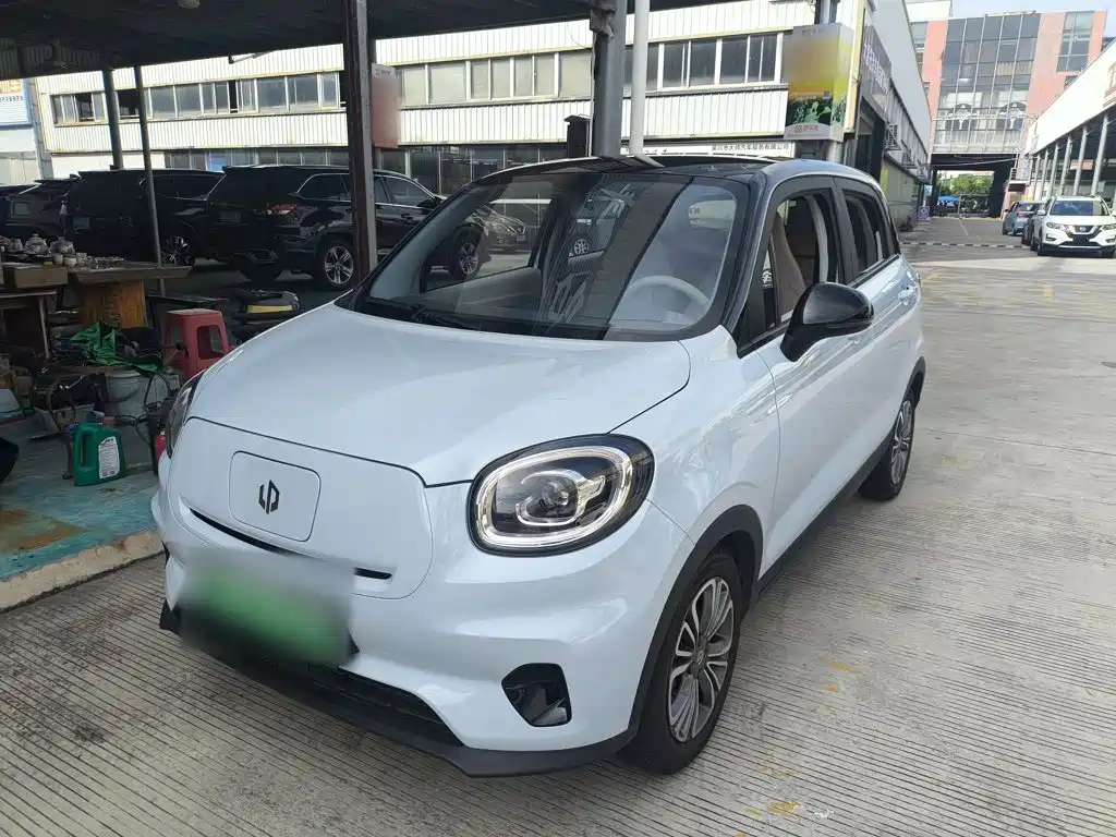 Leapmotor Leapmotor T03 2024