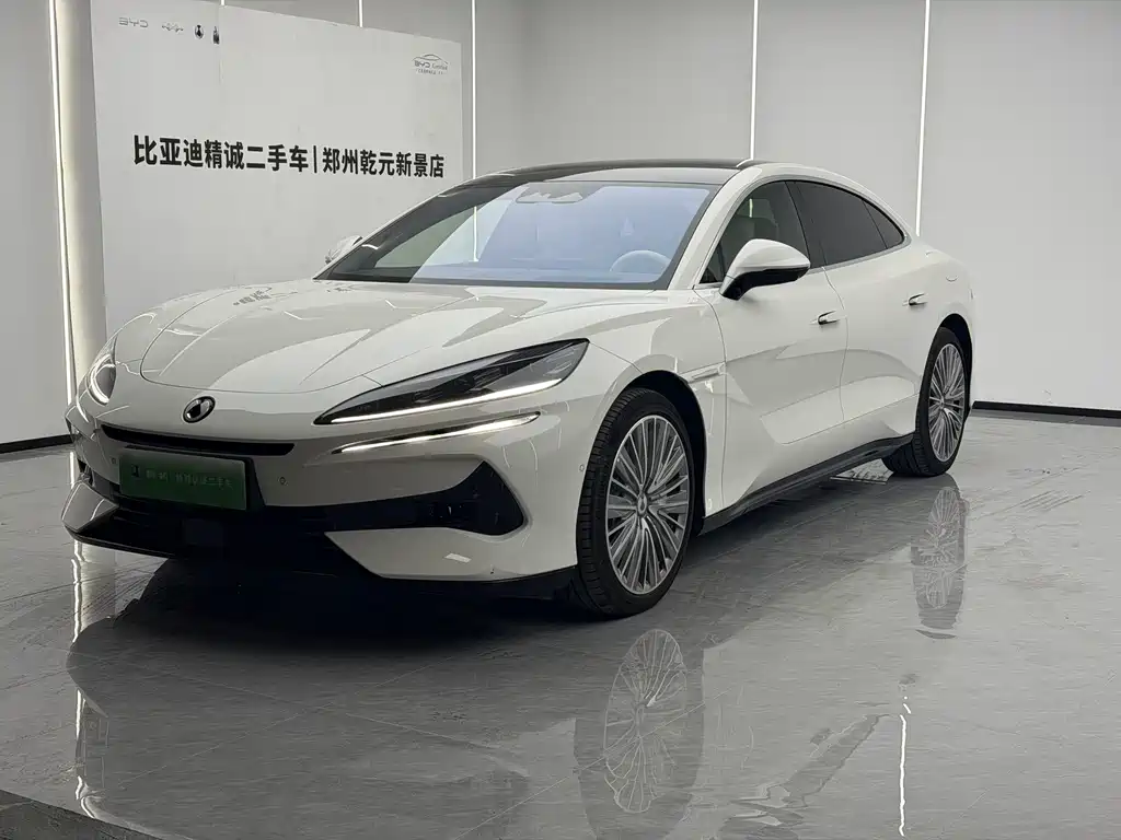 Denza Denza Z9 2025