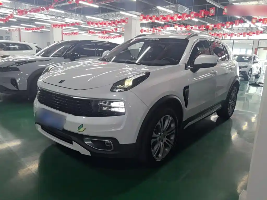 Lynk & Co 01 2020