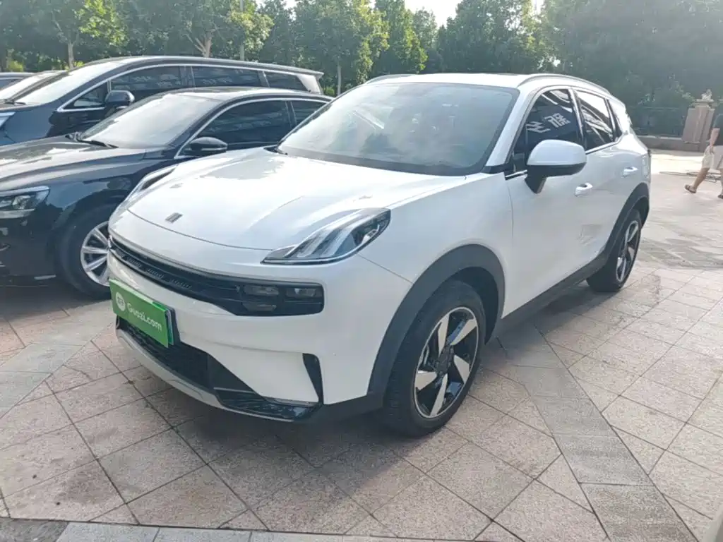 Lynk & Co 06 EM-P 2021