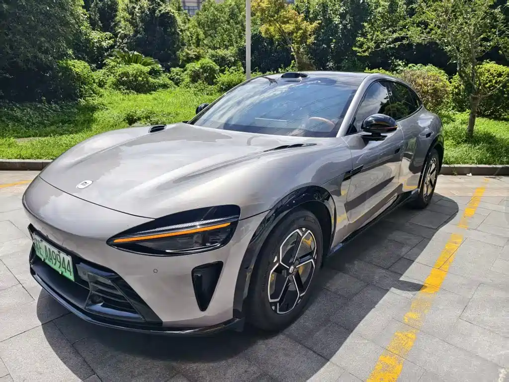 Xiaomi 小米YU7 2025