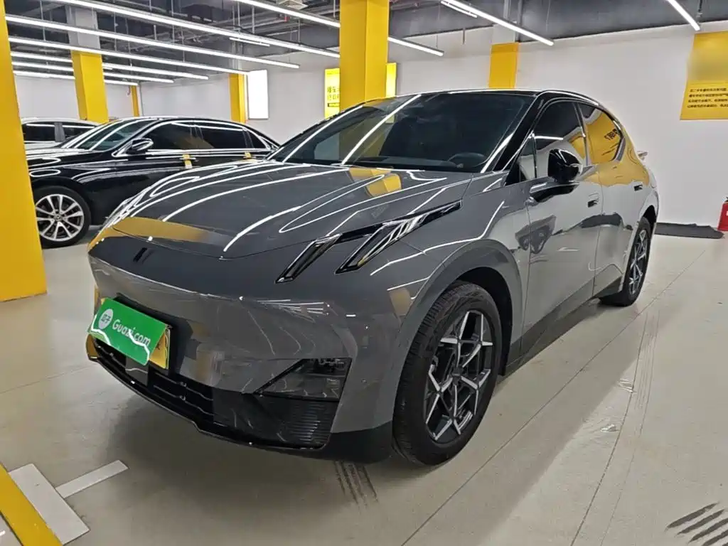 Lynk & Co Z20 2024