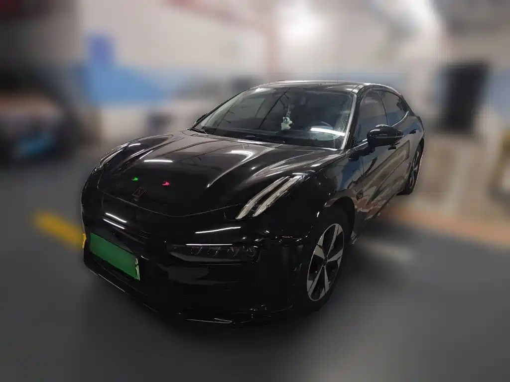 Zeekr 001 2023