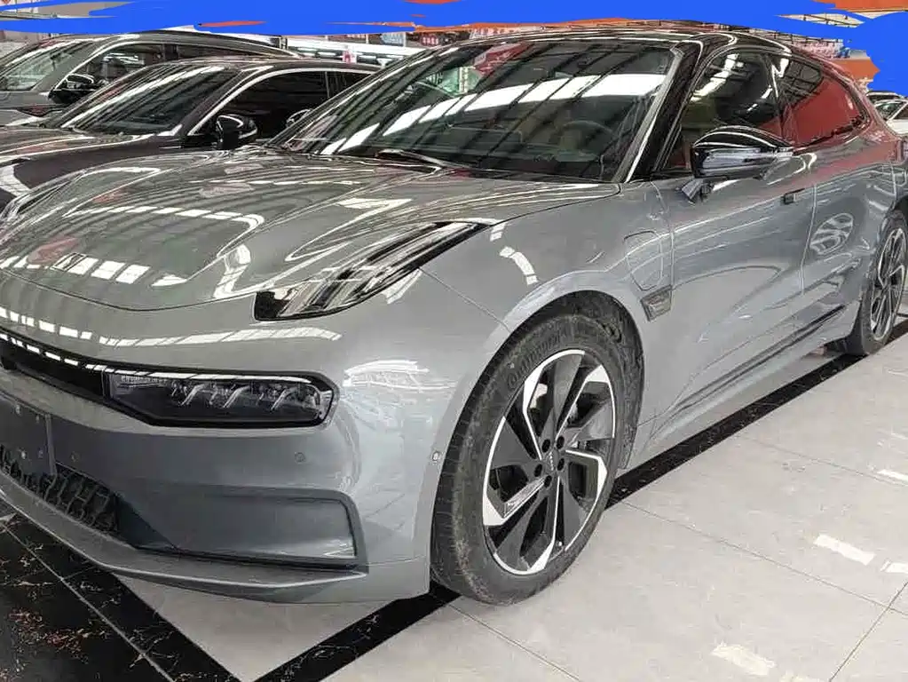 Zeekr 001 2022