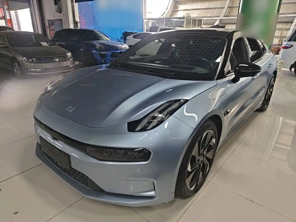 Zeekr 001 2023