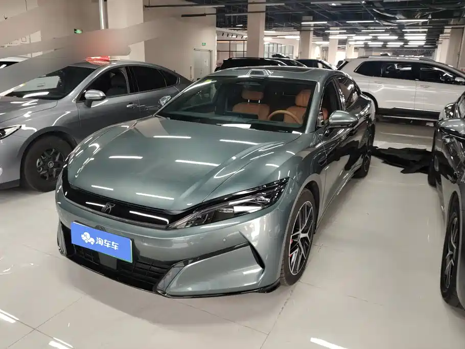 BYD 汉L 2025