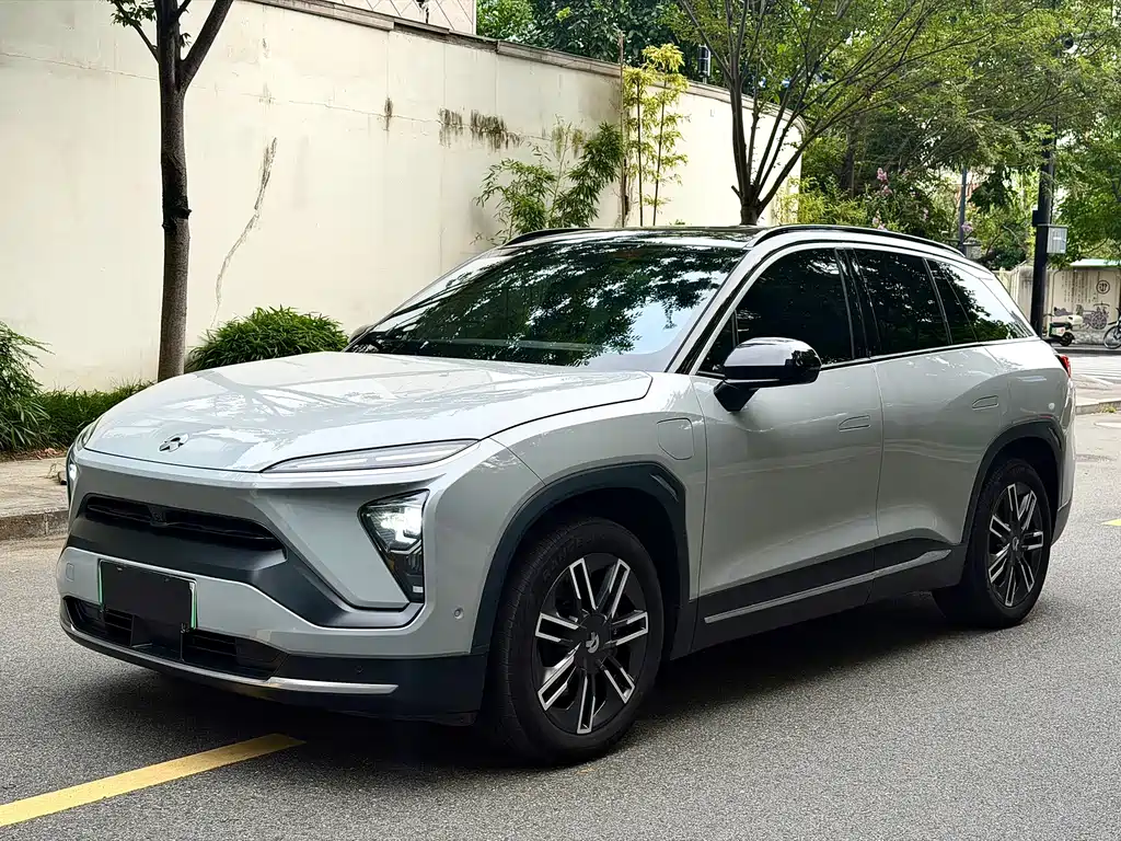 NIO ES6 2020