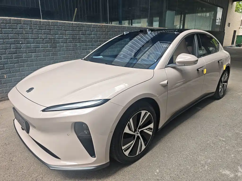 NIO ET5 2025
