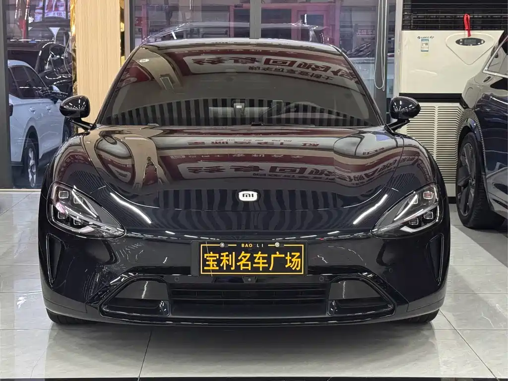 Xiaomi SU7 2025