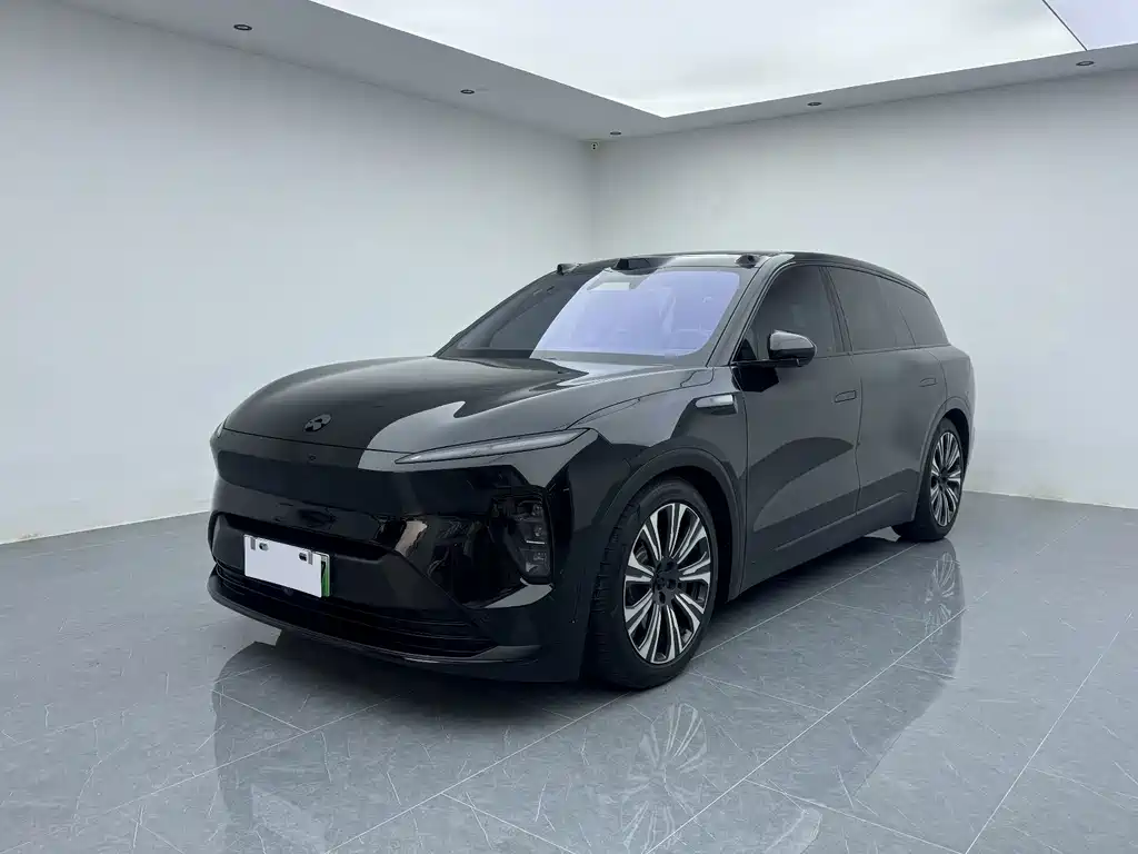 NIO ES8 2025