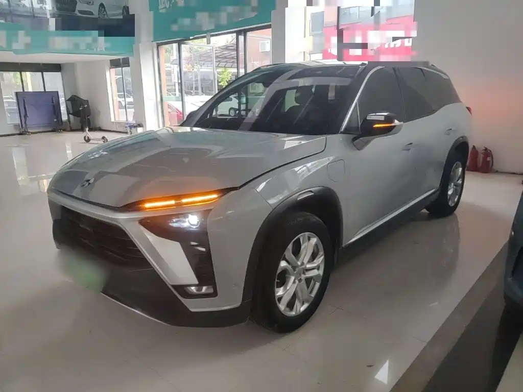 NIO ES8 2020