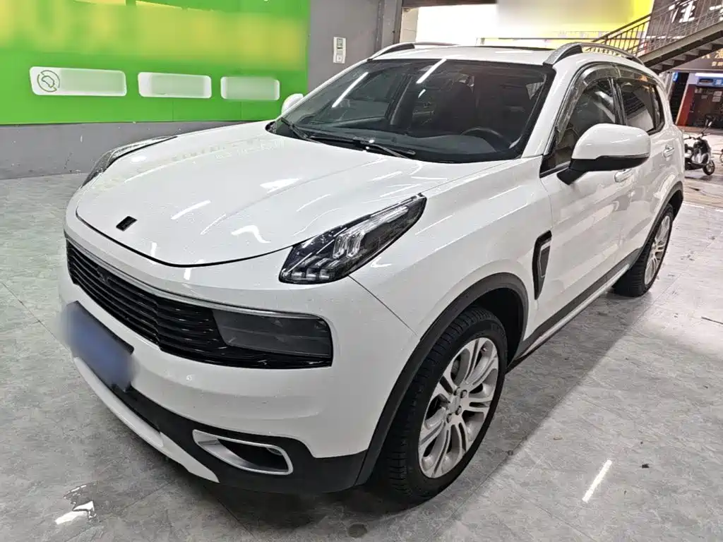 Lynk & Co 01 2020