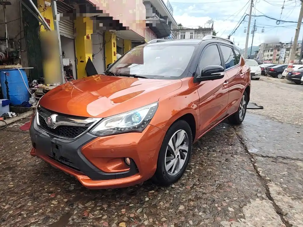 BYD Song 2016