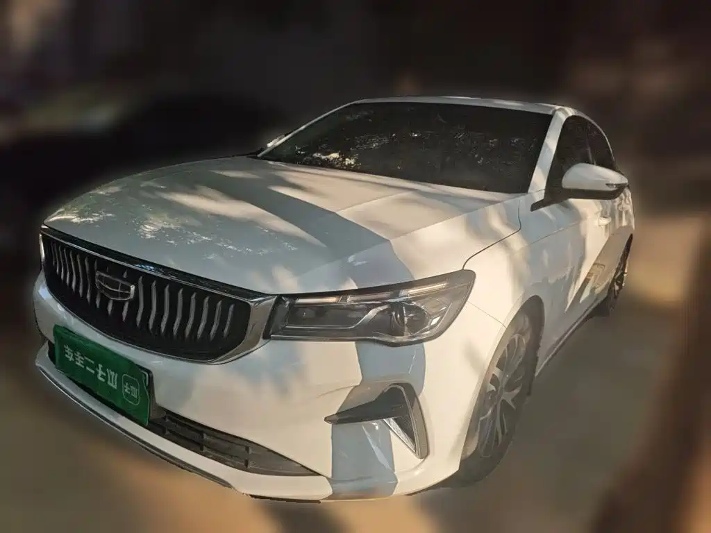 Geely Emgrand 2023