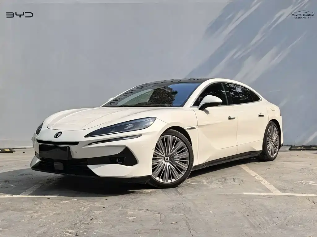 Denza Z9 2024 1100km four-wheel drive Ultra version